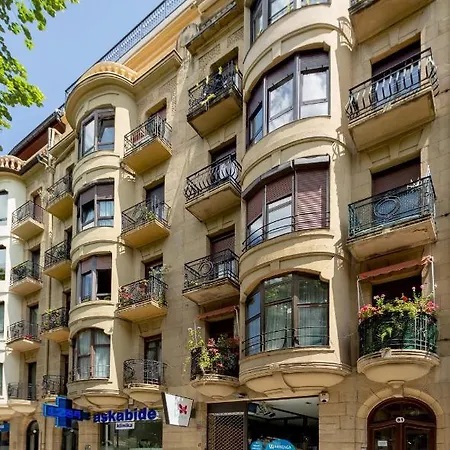 Kresala - Basque Apartman *